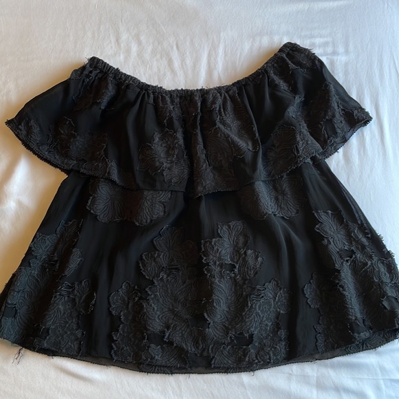 Aritzia Wilfred off the shoulder top, XS - Picture 4 of 7